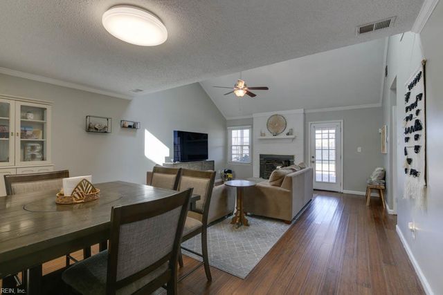 1900 Sydenham TRL, Virginia Beach, VA 23464