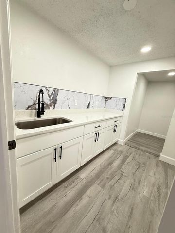 4107 DENAGE COURT, Brandon, FL 33511