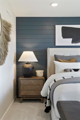 12764 Farnham Lane, Rogers, MN 55374