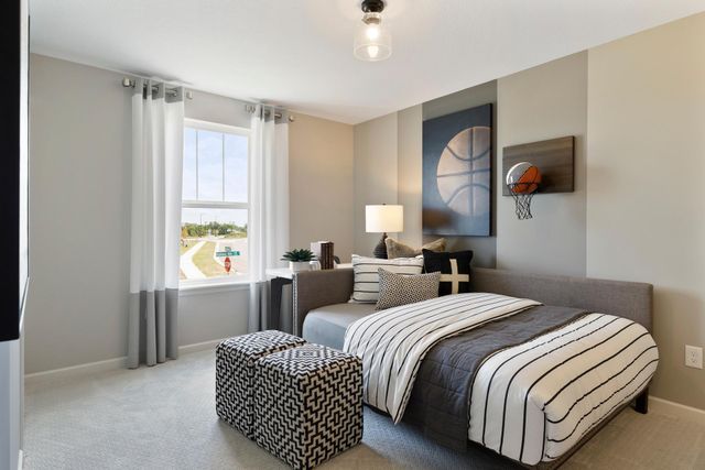 12764 Farnham Lane, Rogers, MN 55374