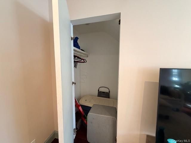 224-39 Kingsbury ave Kingsbury ave A, Bayside, NY 11364