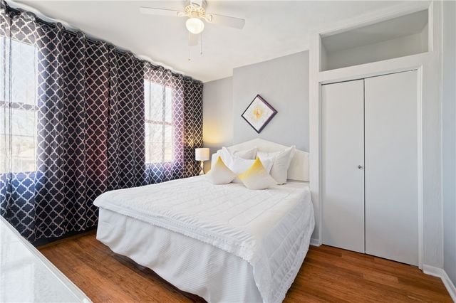 956 Greenfield Ave, Greenfield, PA 15217