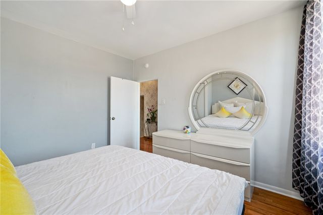 956 Greenfield Ave, Greenfield, PA 15217
