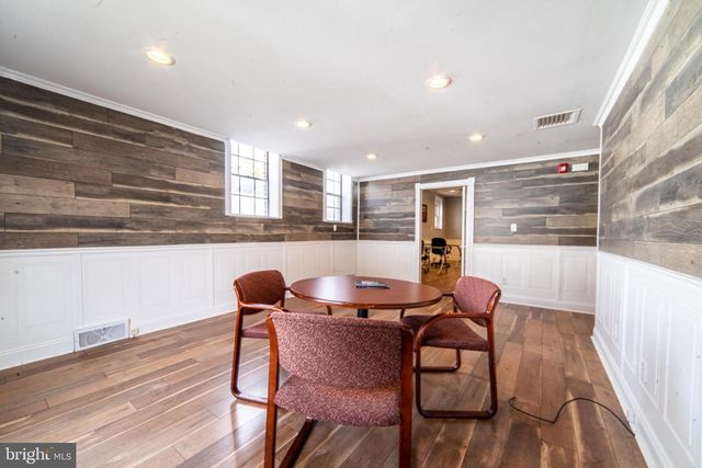 1080 E LANDIS AVE, Vineland, NJ 08360