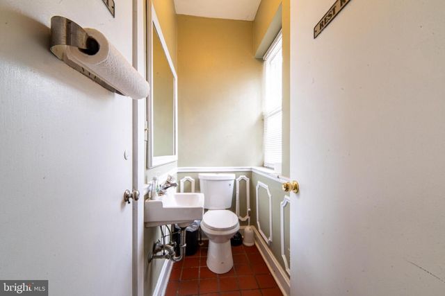 1080 E LANDIS AVE, Vineland, NJ 08360