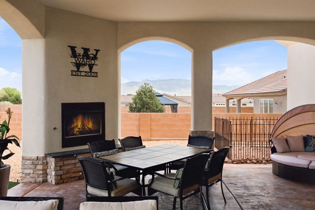1613 21st Avenue SE, Rio Rancho, NM 87124
