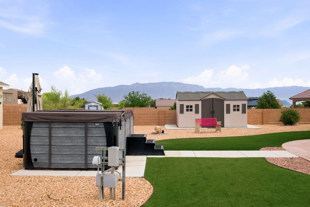 1613 21st Avenue SE, Rio Rancho, NM 87124