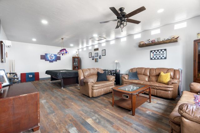1613 21st Avenue SE, Rio Rancho, NM 87124