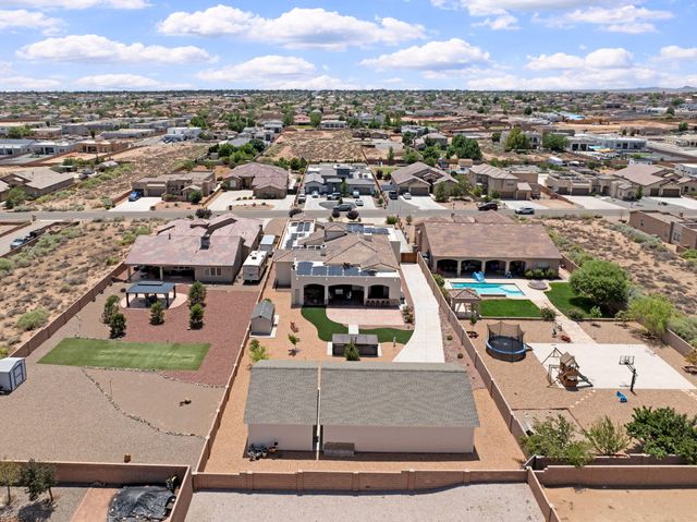 1613 21st Avenue SE, Rio Rancho, NM 87124