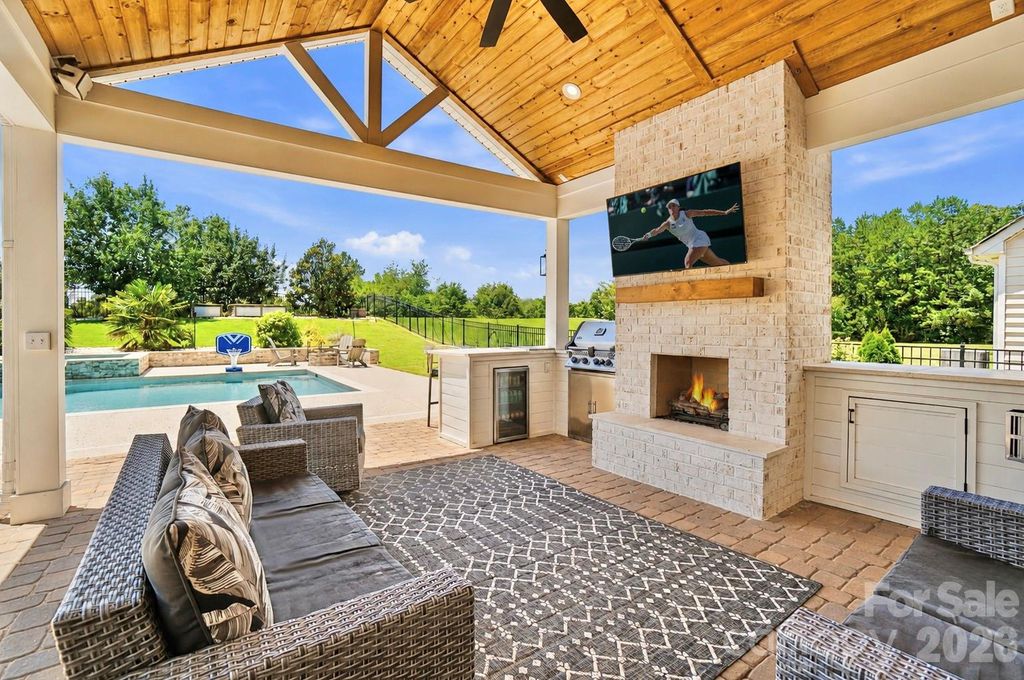 9859 Travertine Trail, Davidson, NC 28036