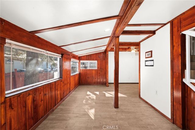 2442 Hunsaker, Running Springs, CA 92382