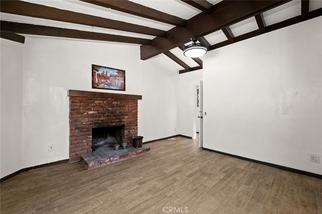 2442 Hunsaker, Running Springs, CA 92382