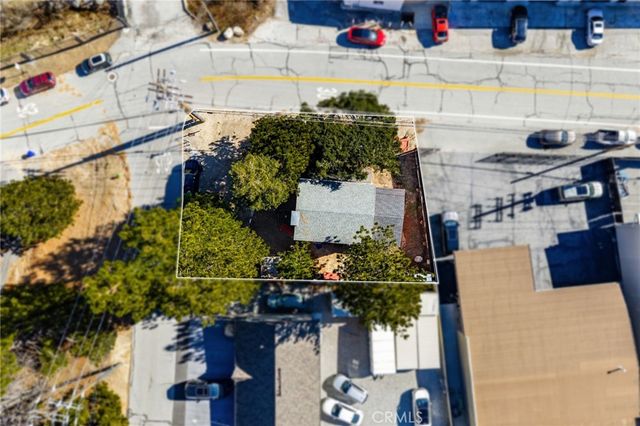 2442 Hunsaker, Running Springs, CA 92382