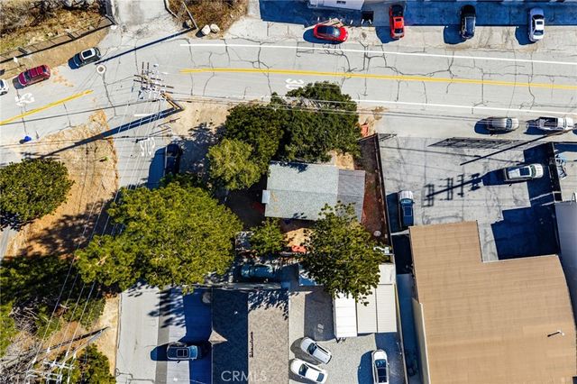 2442 Hunsaker, Running Springs, CA 92382