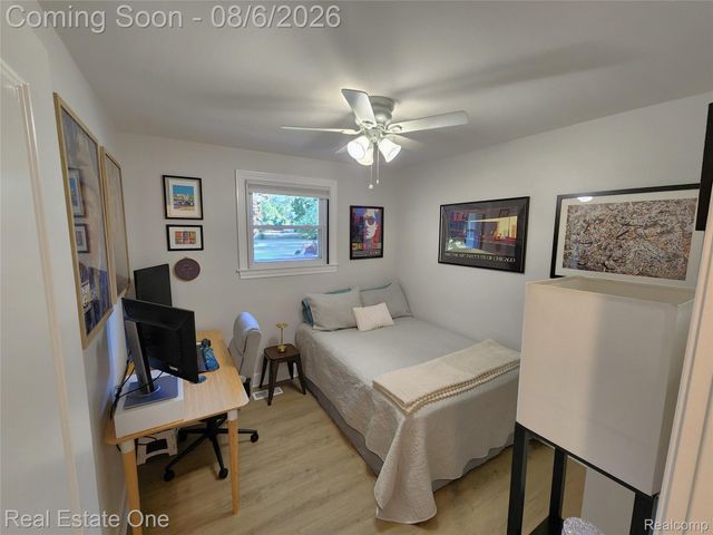 532 Nichols Road, Auburn Hills, MI 48326