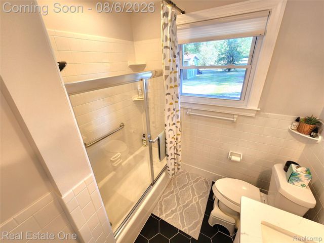 532 Nichols Road, Auburn Hills, MI 48326