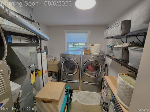 532 Nichols Road, Auburn Hills, MI 48326