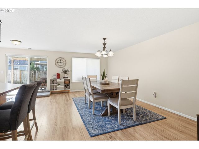 227 W 14TH St, Lafayette, OR 97127