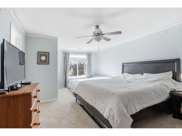 227 W 14TH St, Lafayette, OR 97127