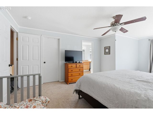 227 W 14TH St, Lafayette, OR 97127