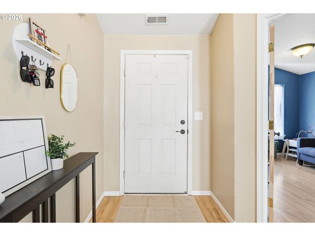 227 W 14TH St, Lafayette, OR 97127