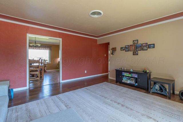 121 Houston Street, Borger, TX 79007