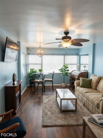 1900 Clifford ST 701A, Fort Myers, FL 33901