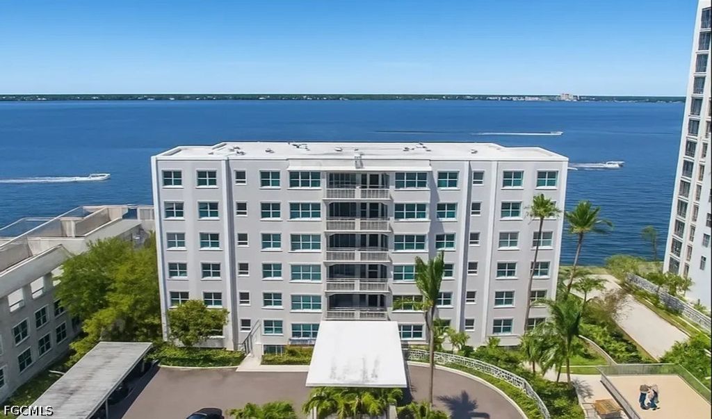1900 Clifford ST 701A, Fort Myers, FL 33901