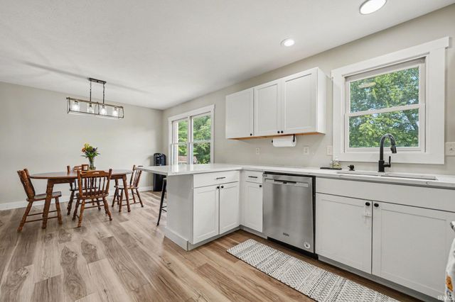 23302 Spring Creek Trail, Elkhart, IN 46516