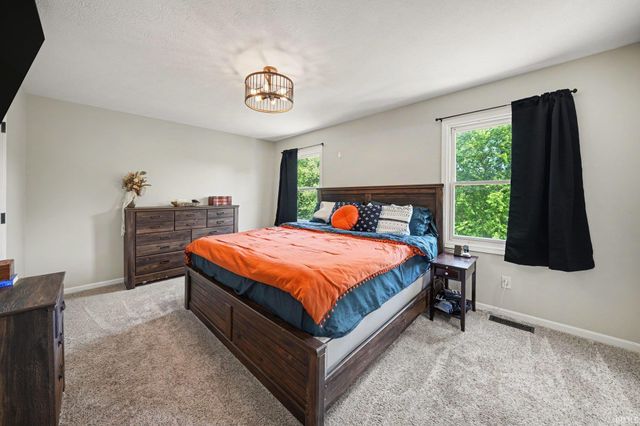 23302 Spring Creek Trail, Elkhart, IN 46516