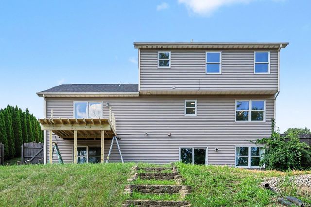 23302 Spring Creek Trail, Elkhart, IN 46516