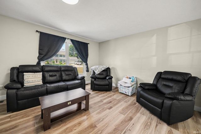 23302 Spring Creek Trail, Elkhart, IN 46516