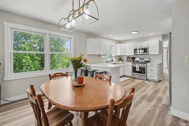 23302 Spring Creek Trail, Elkhart, IN 46516