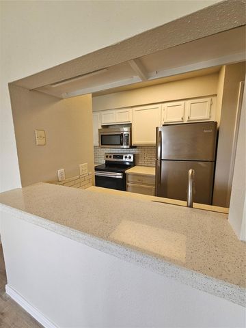 8299 Cambridge Street 101, Houston, TX 77054