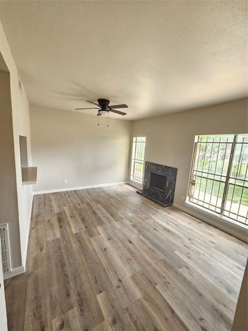 8299 Cambridge Street 101, Houston, TX 77054