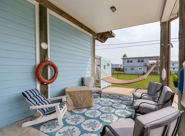 4211 Hardin Drive, Galveston, TX 77554