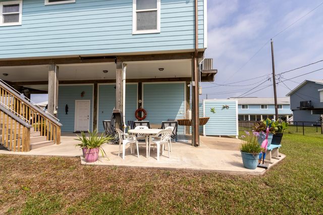 4211 Hardin Drive, Galveston, TX 77554