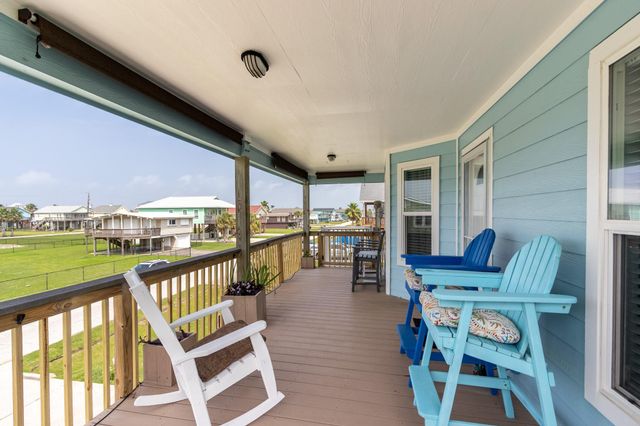 4211 Hardin Drive, Galveston, TX 77554