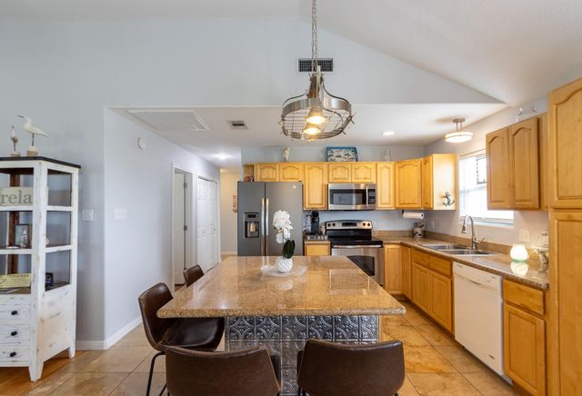 4211 Hardin Drive, Galveston, TX 77554