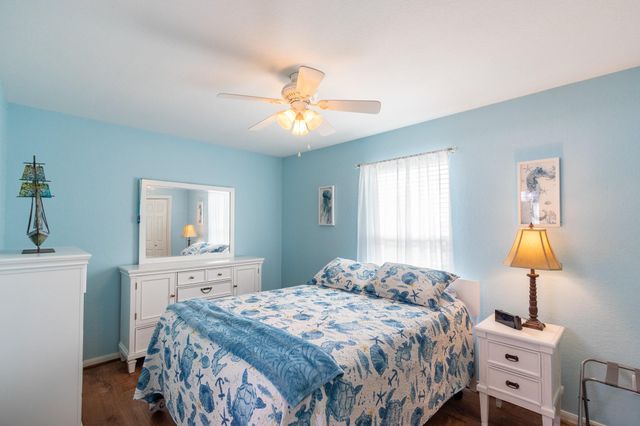 4211 Hardin Drive, Galveston, TX 77554