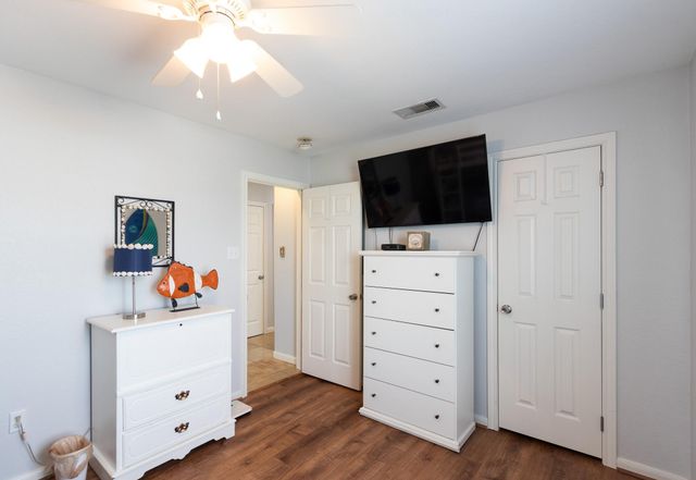 4211 Hardin Drive, Galveston, TX 77554