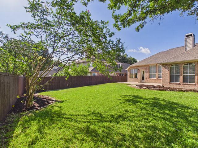 2208 Sagebrush Drive, Flower Mound, TX 75028
