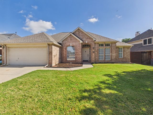 2208 Sagebrush Drive, Flower Mound, TX 75028