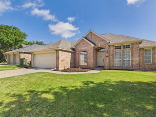 2208 Sagebrush Drive, Flower Mound, TX 75028