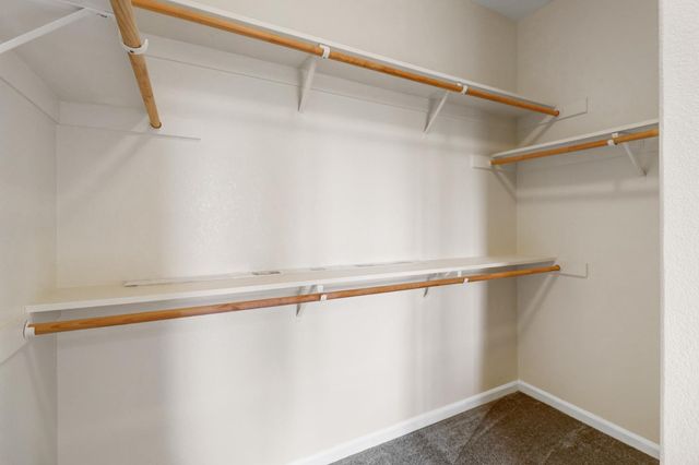 10209 Lofton Ct, Elk Grove, CA 95757