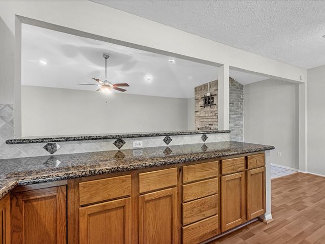 18718 Jodywood Drive, Atascocita, TX 77346