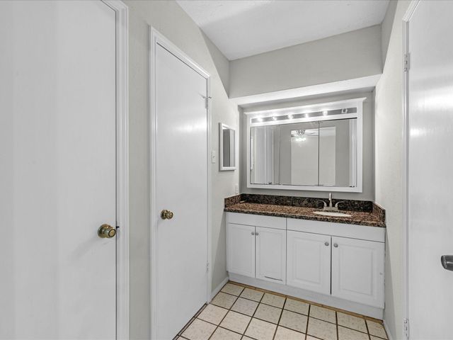 18718 Jodywood Drive, Atascocita, TX 77346