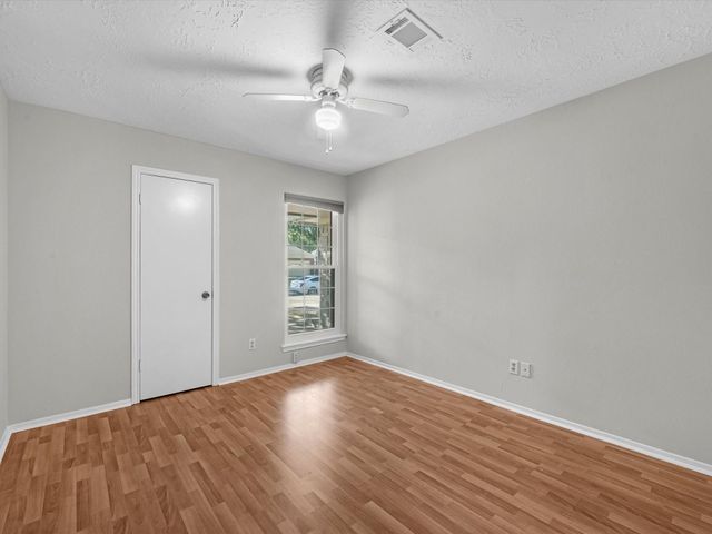 18718 Jodywood Drive, Atascocita, TX 77346