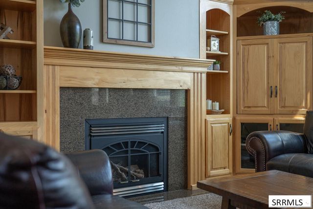 1033 N 1200 E, Shelley, ID 83274
