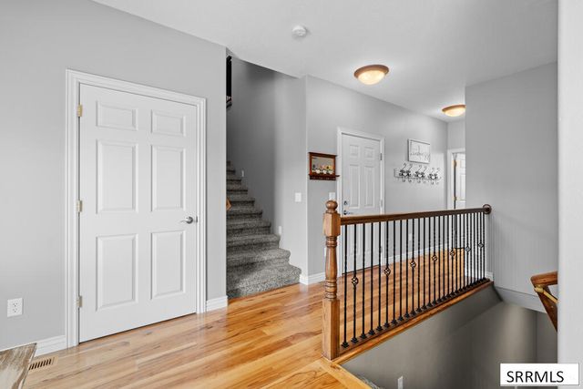 1033 N 1200 E, Shelley, ID 83274